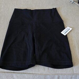 Old Navy studio smooth high rise bike shorts S NWT Black